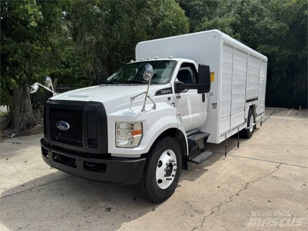 Ford F650 Samochody do transportu napojów