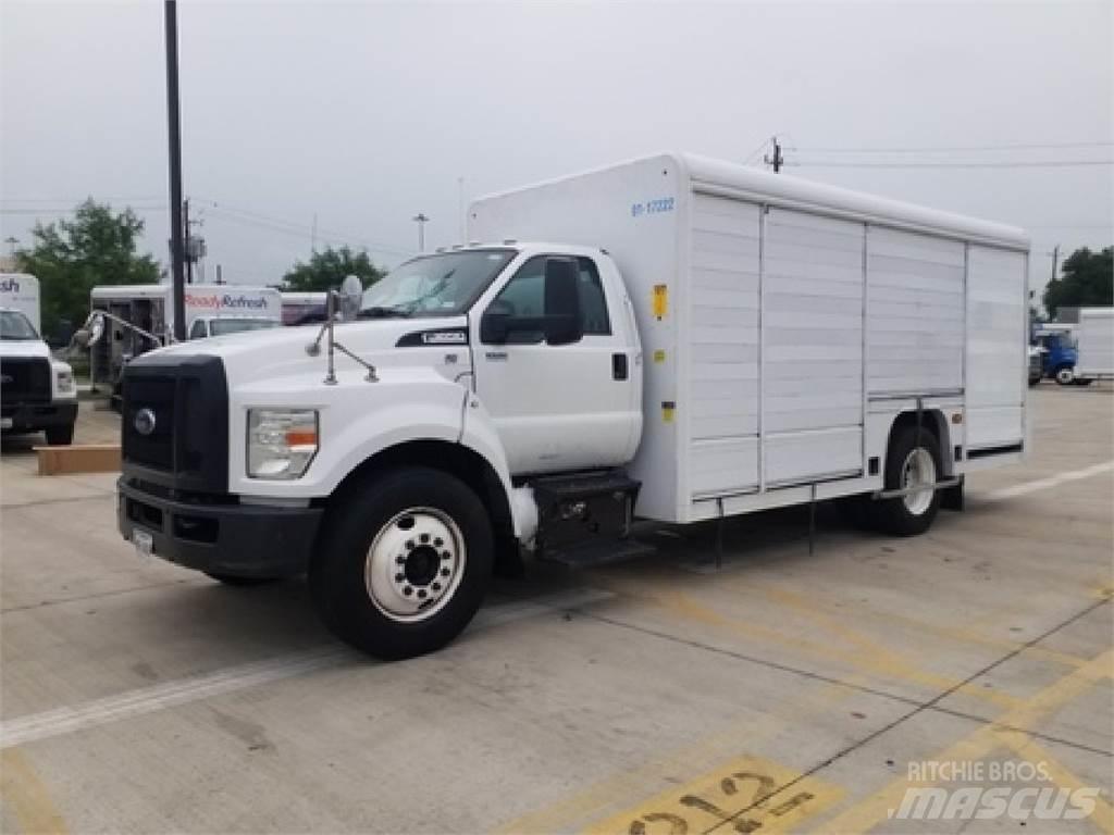 Ford F650 Samochody do transportu napojów
