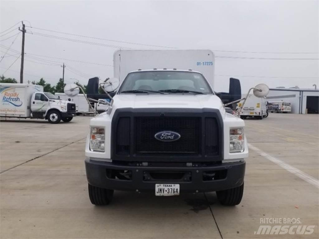Ford F650 Samochody do transportu napojów