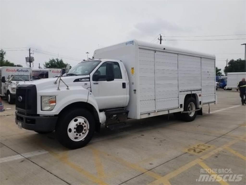 Ford F650 Samochody do transportu napojów