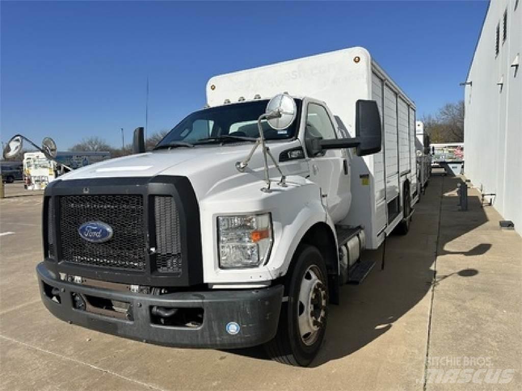 Ford F650 Samochody do transportu napojów