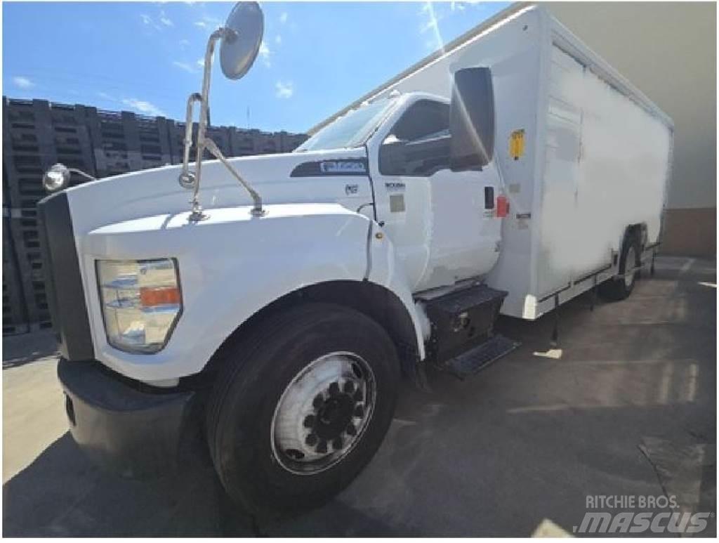 Ford F650 Samochody do transportu napojów