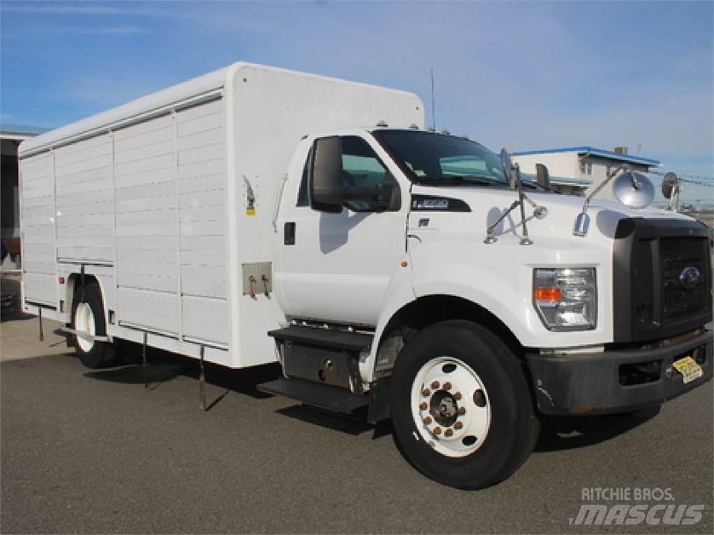 Ford F650 Samochody do transportu napojów