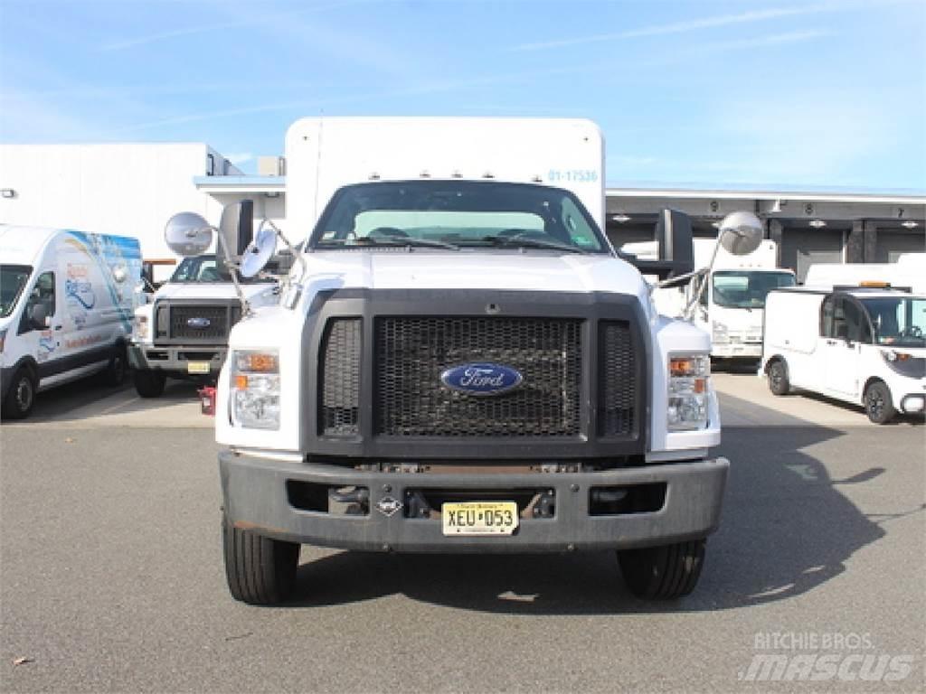 Ford F650 Samochody do transportu napojów