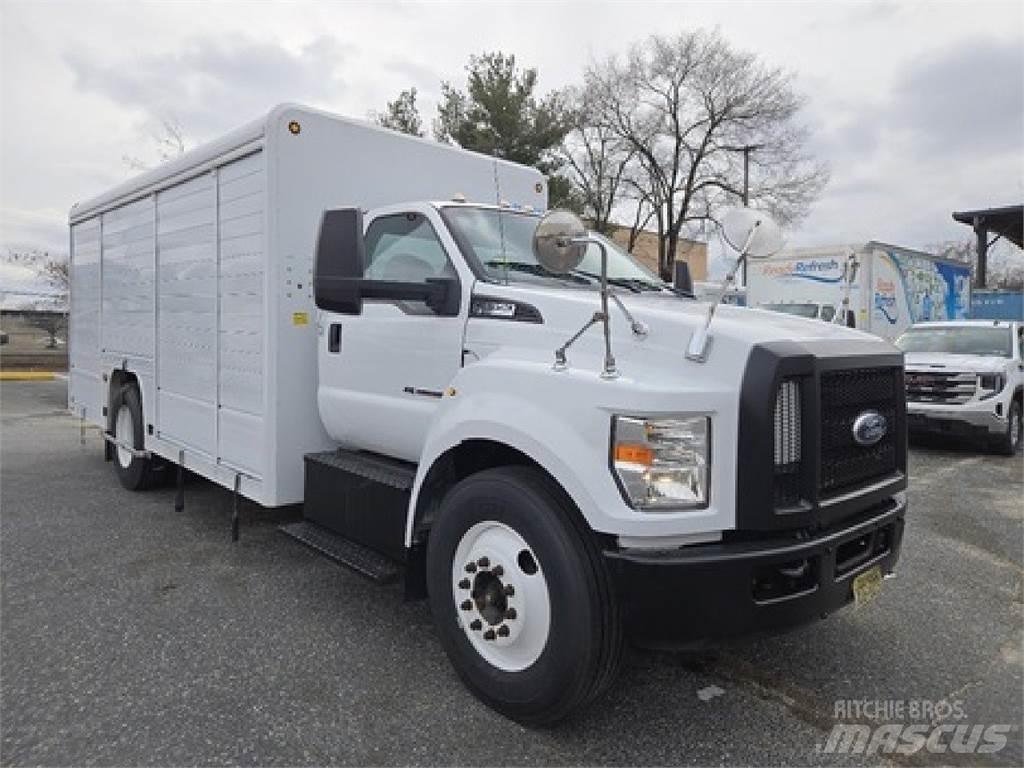 Ford F650 Samochody do transportu napojów