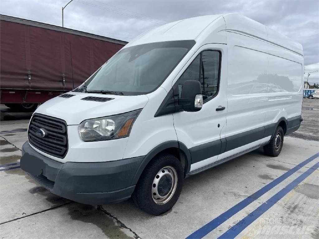 Ford TRANSIT Busy / Vany