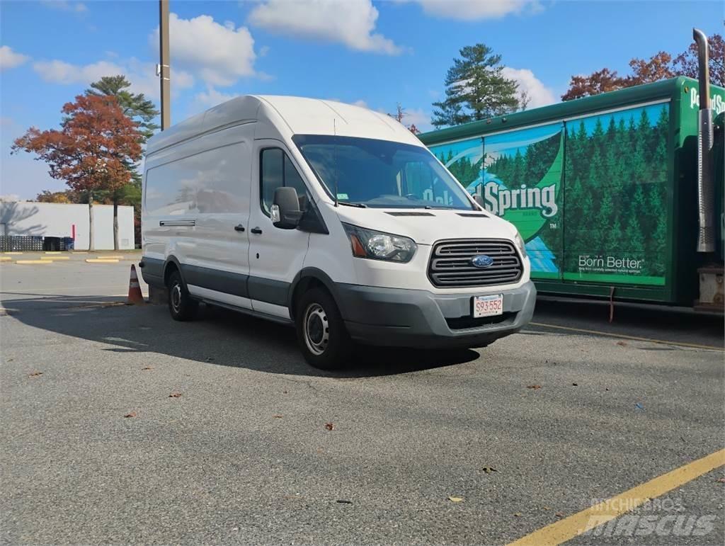 Ford TRANSIT Busy / Vany