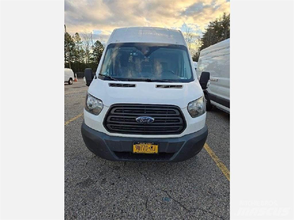 Ford TRANSIT Busy / Vany