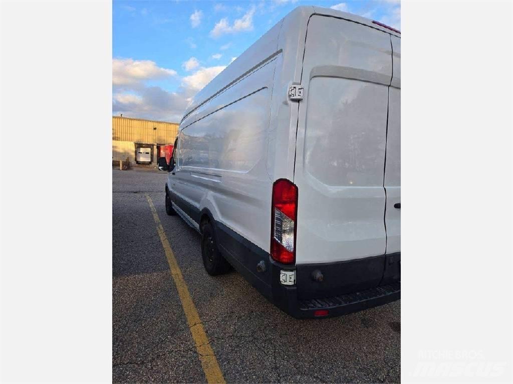 Ford TRANSIT Busy / Vany