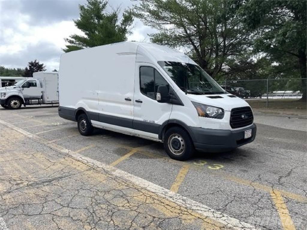 Ford TRANSIT Busy / Vany