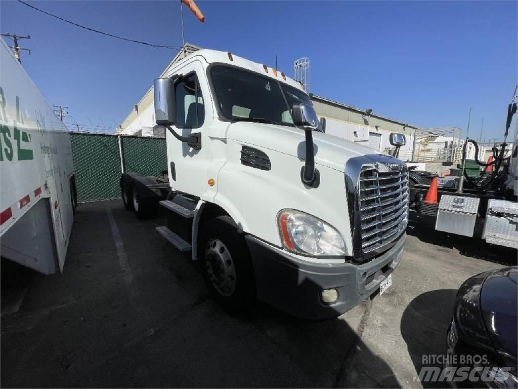 Freightliner CA113 Ciągniki siodłowe