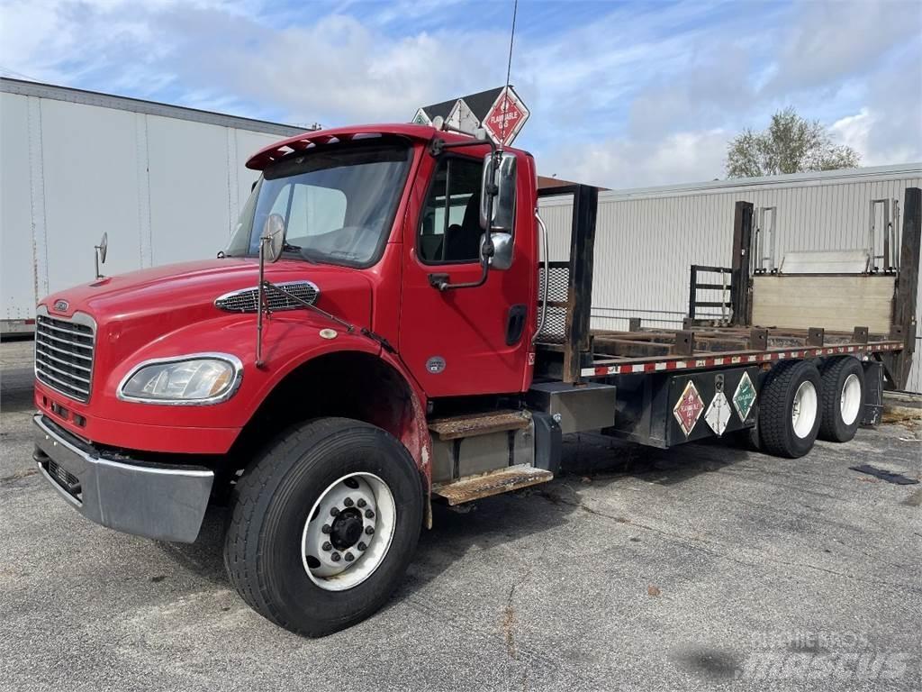 Freightliner M2 Pojazdy pod zabudowę