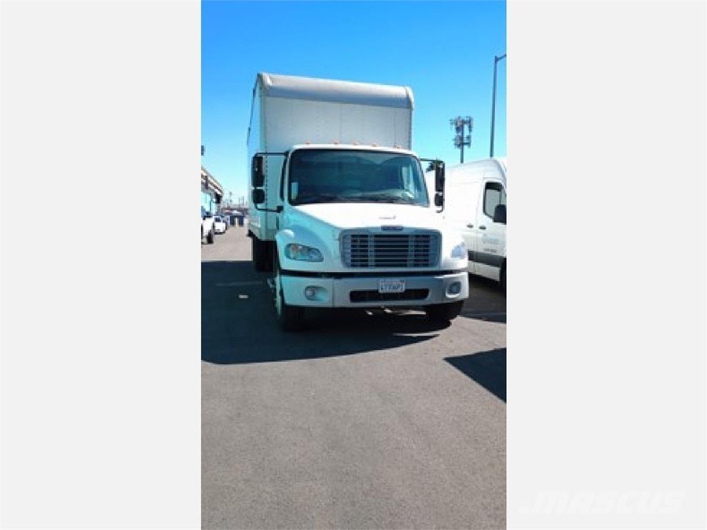 Freightliner M2 Samochody ciężarowe ze skrzynią zamkniętą