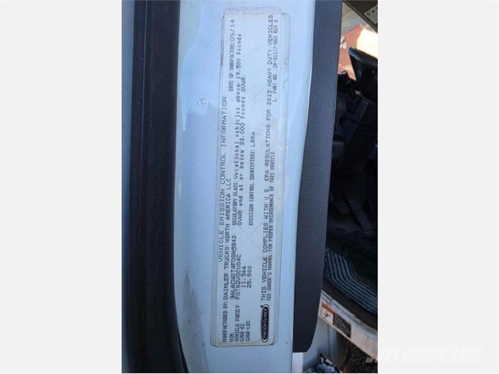 Freightliner M2 Samochody ciężarowe ze skrzynią zamkniętą