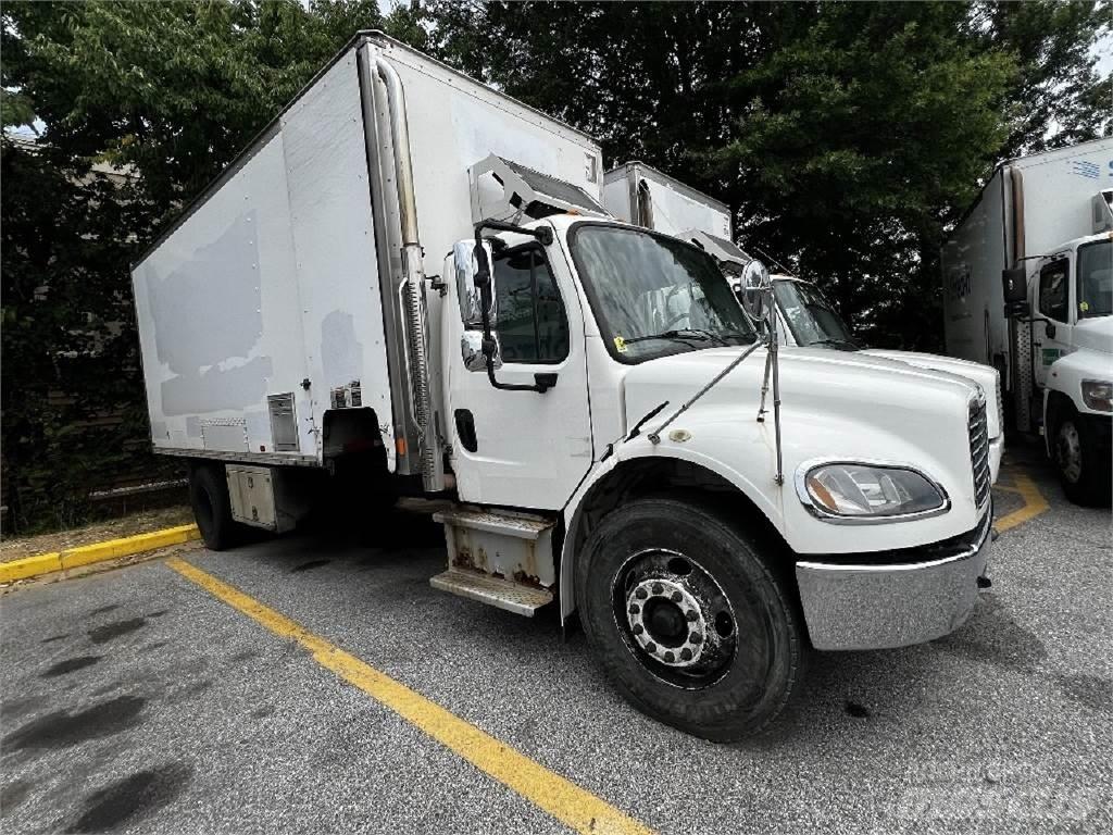 Freightliner M2-106 Samochody ciężarowe ze skrzynią zamkniętą