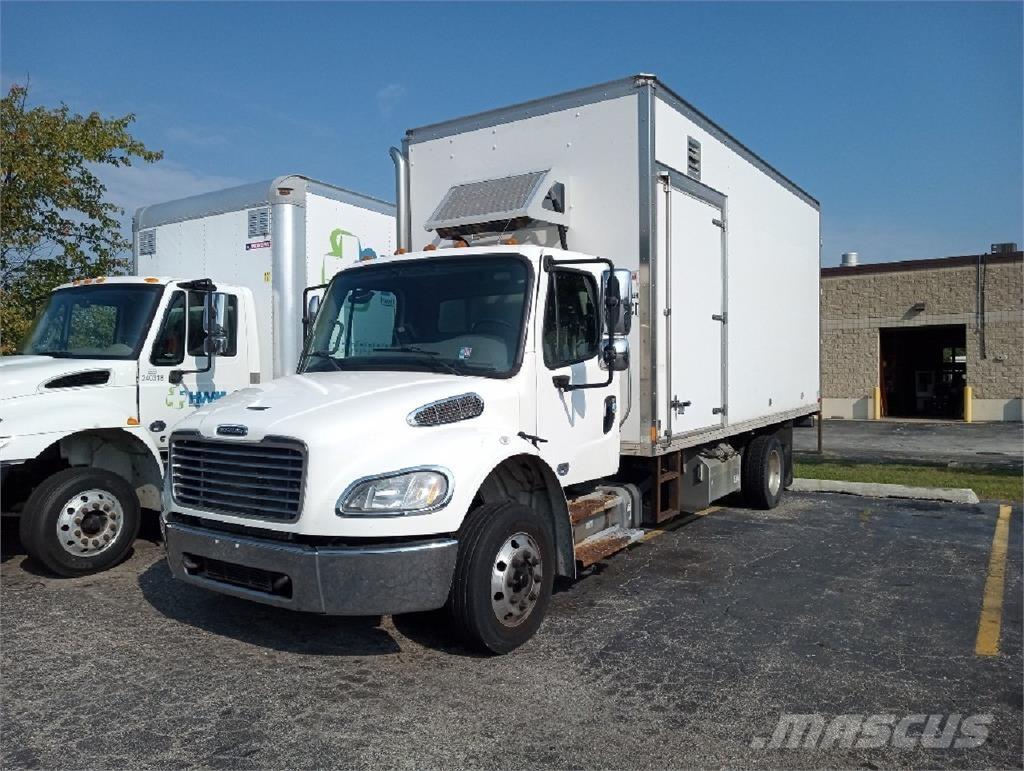 Freightliner M2-106 Samochody ciężarowe ze skrzynią zamkniętą