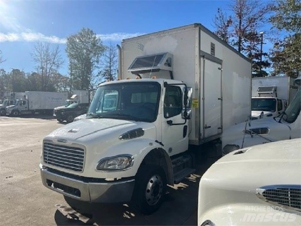 Freightliner M2-106 Samochody ciężarowe ze skrzynią zamkniętą