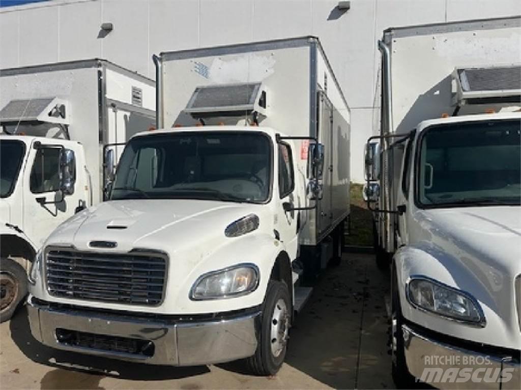 Freightliner M2-106 Samochody ciężarowe ze skrzynią zamkniętą