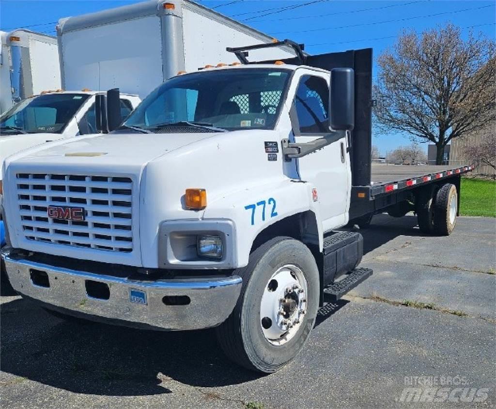 GMC C6500 Ciężarówki typu Platforma / Skrzynia