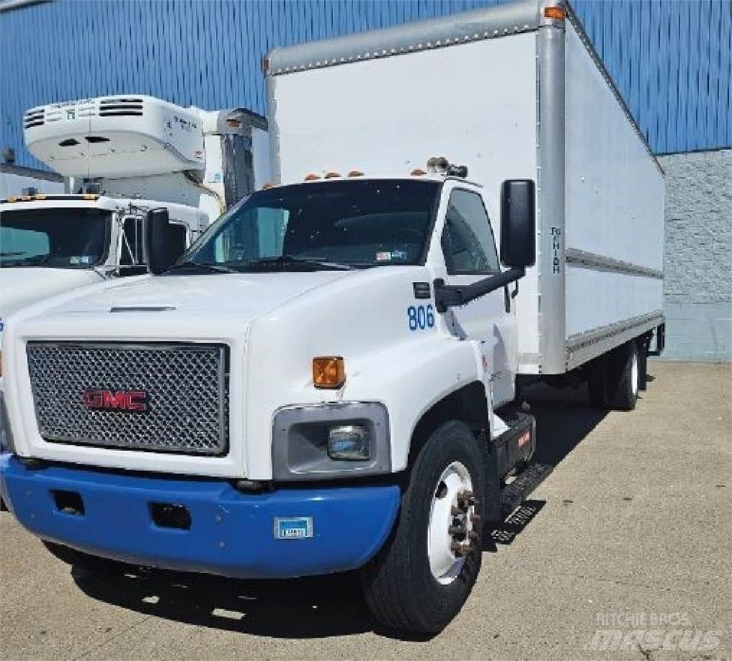 GMC C7500 Samochody ciężarowe ze skrzynią zamkniętą