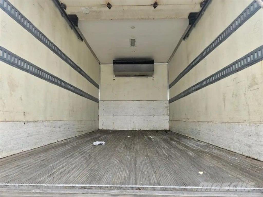Hino 195 Chłodnie samochodowe