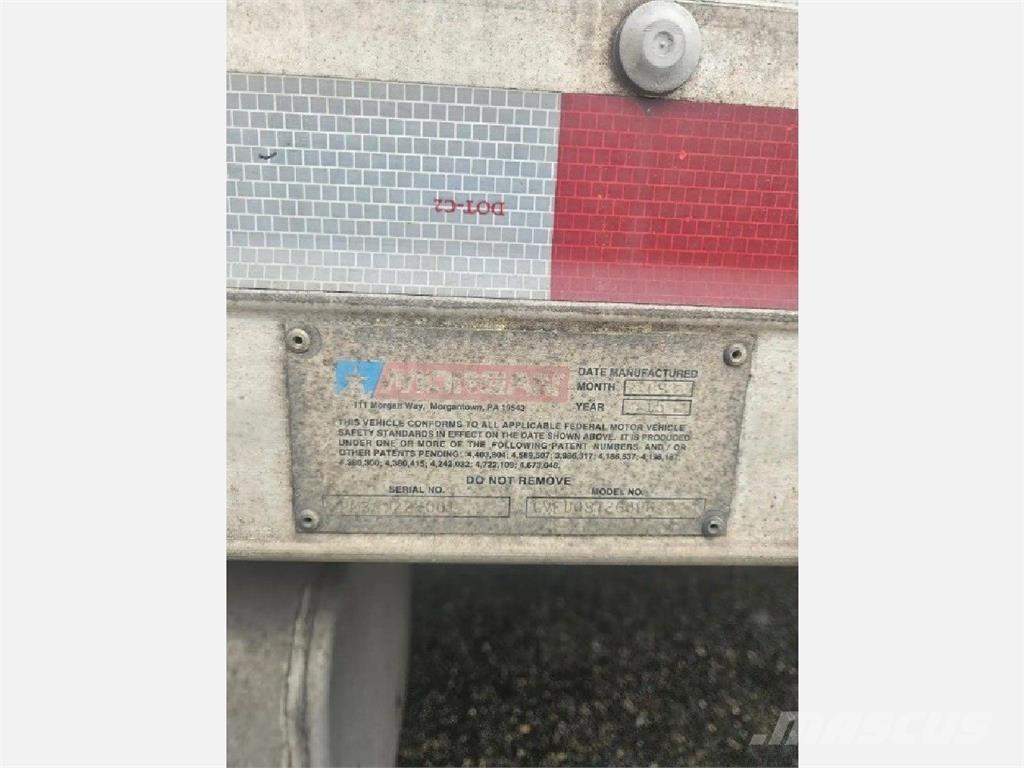 Hino 268 Samochody ciężarowe ze skrzynią zamkniętą