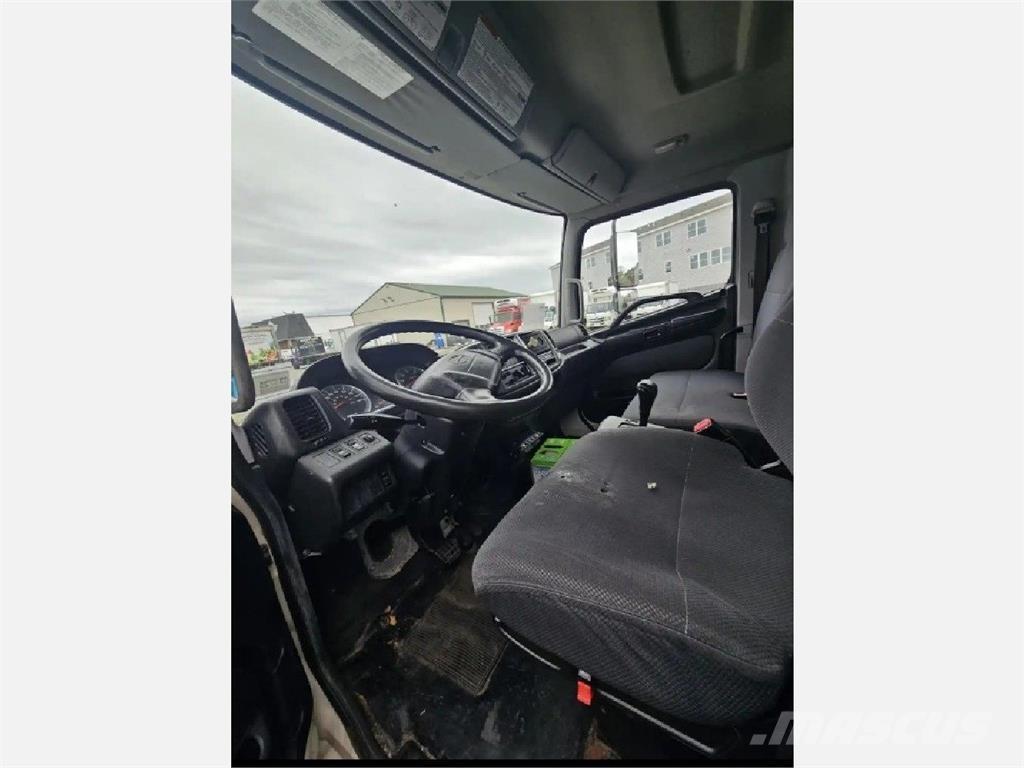 Hino 338 Chłodnie samochodowe