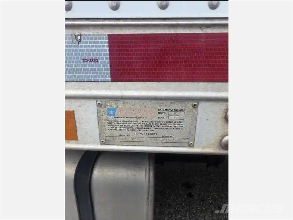 Hino 338 Samochody ciężarowe ze skrzynią zamkniętą