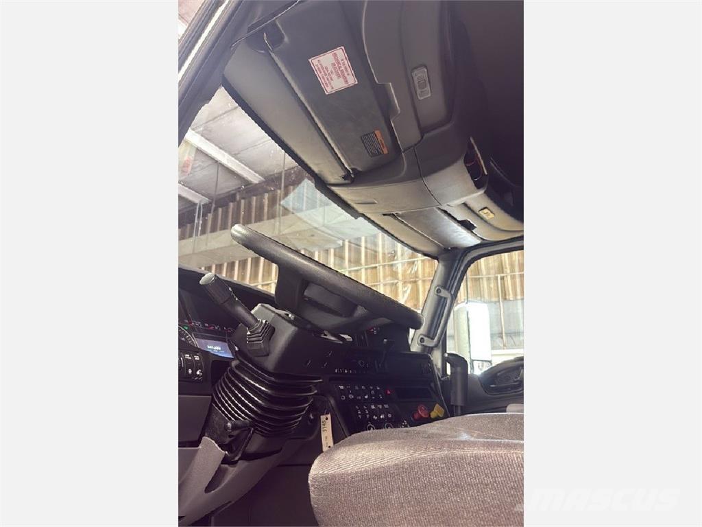 International LT625 Ciągniki siodłowe