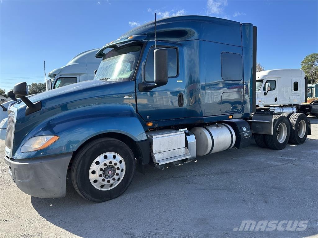 International LT625 Ciągniki siodłowe