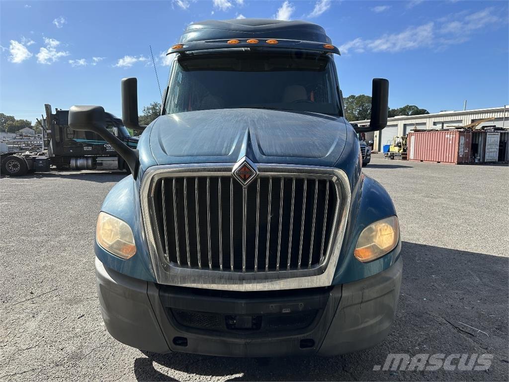 International LT625 Ciągniki siodłowe