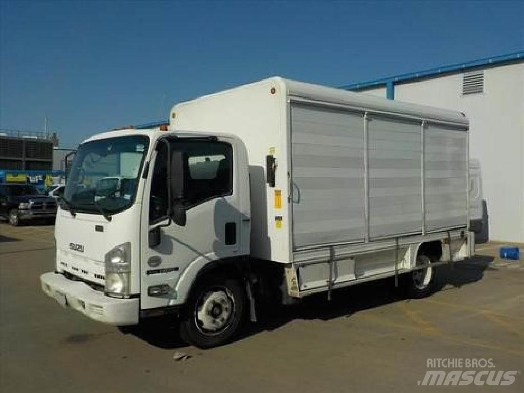 Isuzu NRR Samochody do transportu napojów