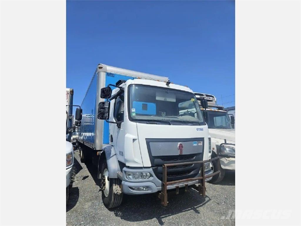 Kenworth K370 Samochody ciężarowe ze skrzynią zamkniętą