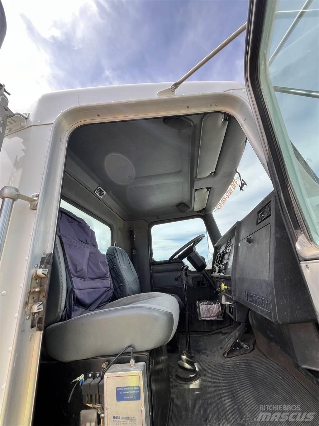 Kenworth T300 Inne