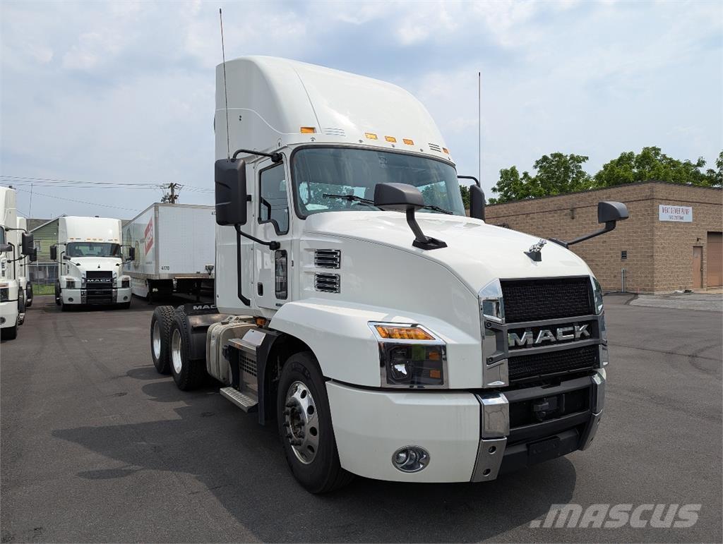 Mack AN64T Ciągniki siodłowe