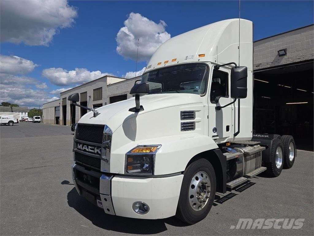 Mack AN64T Ciągniki siodłowe