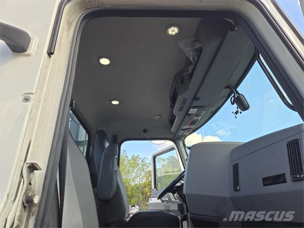 Mack AN64T Ciągniki siodłowe