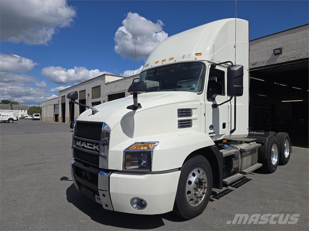 Mack AN64T Ciągniki siodłowe