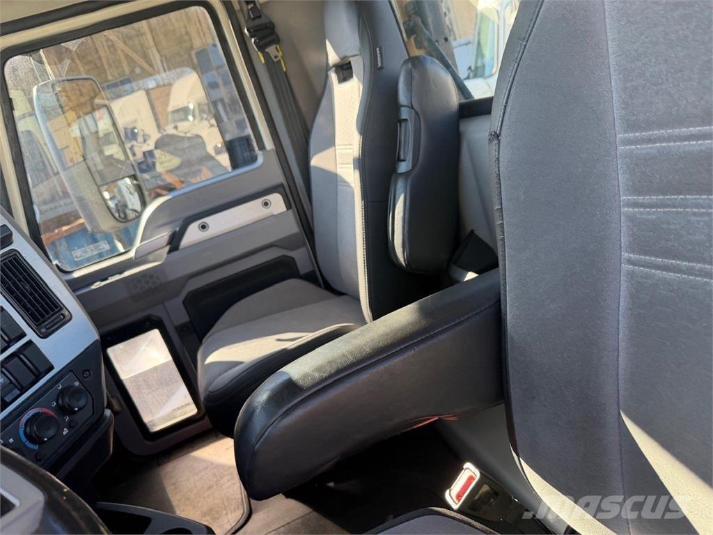 Mack AN64T Ciągniki siodłowe