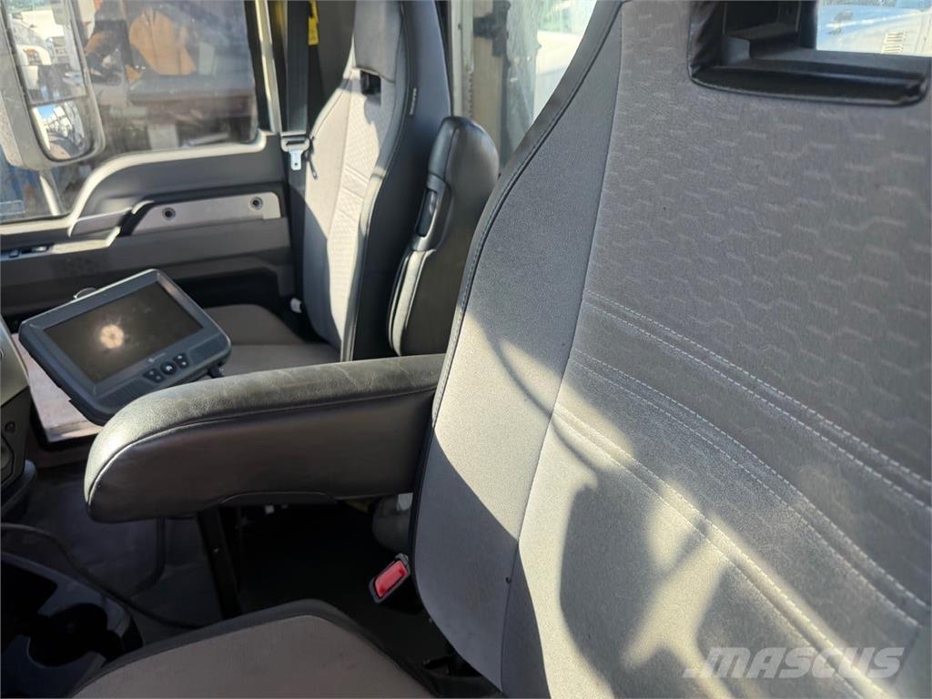 Mack AN64T Ciągniki siodłowe