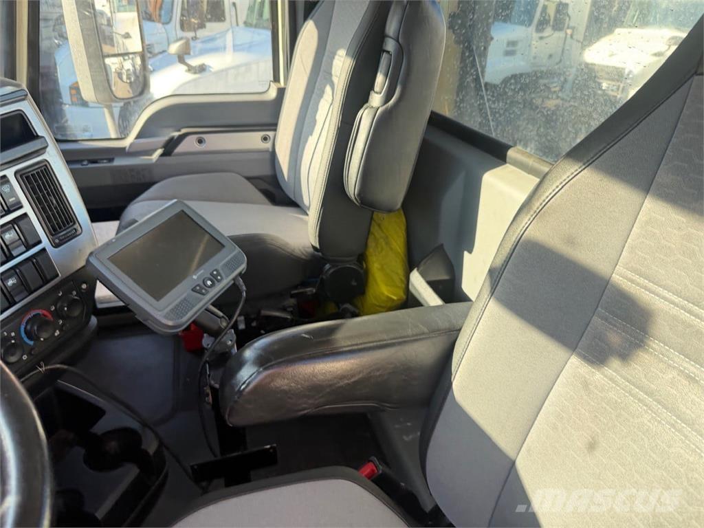 Mack AN64T Ciągniki siodłowe