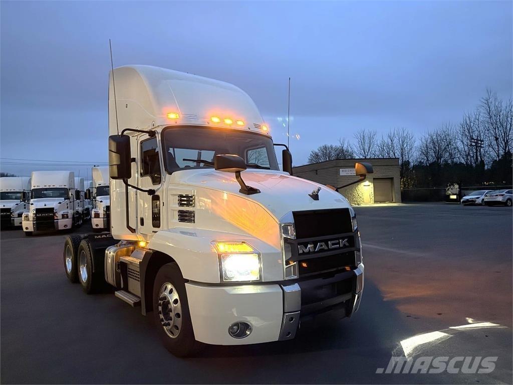 Mack AN64T Ciągniki siodłowe