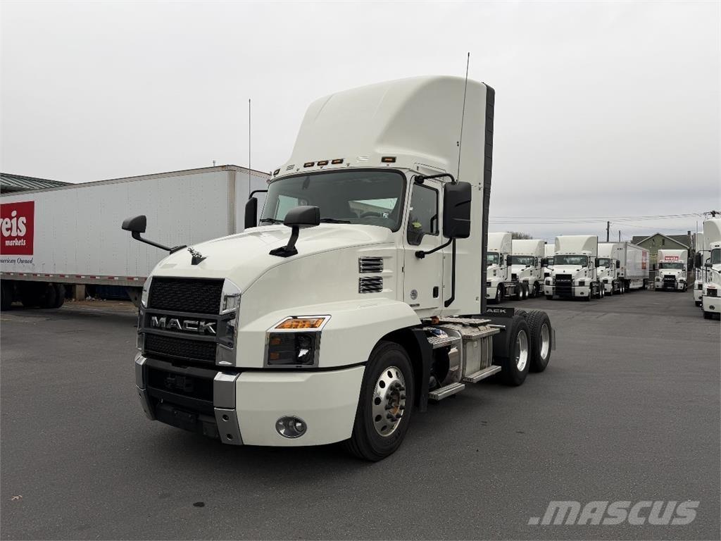 Mack AN64T Ciągniki siodłowe
