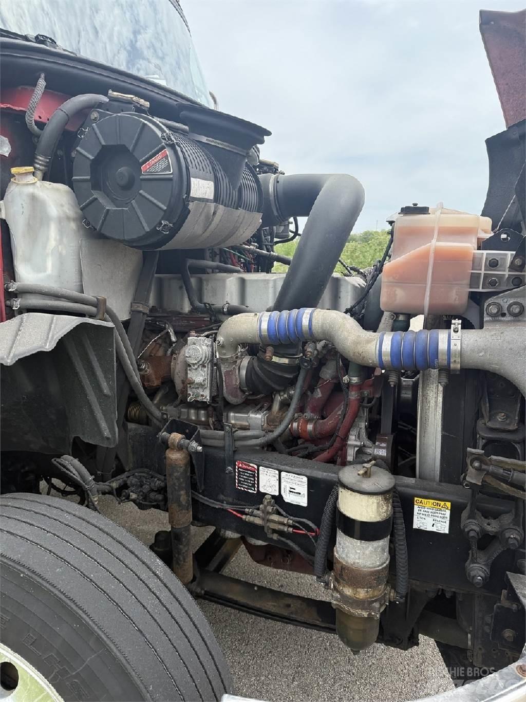 Mack CXU613 Ciągniki siodłowe