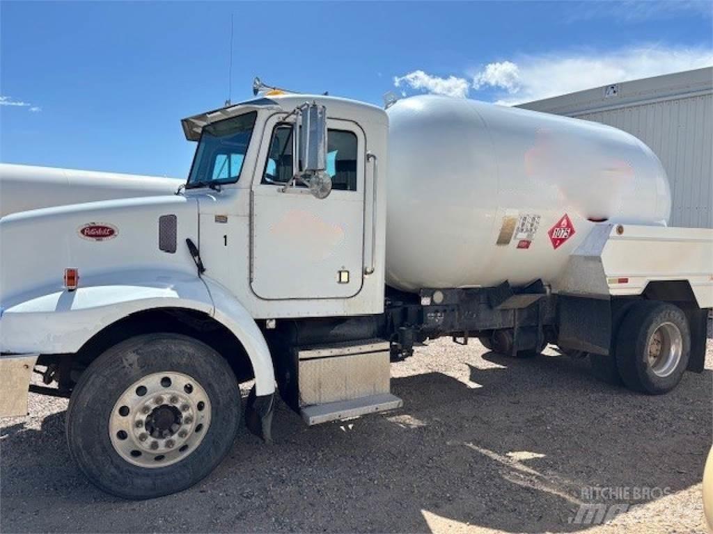 Peterbilt 330 Inne