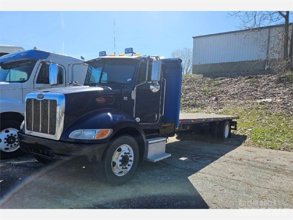 Peterbilt 337 Ciężarówki typu Platforma / Skrzynia