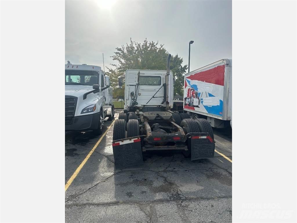 Volvo VNL300 Ciągniki siodłowe