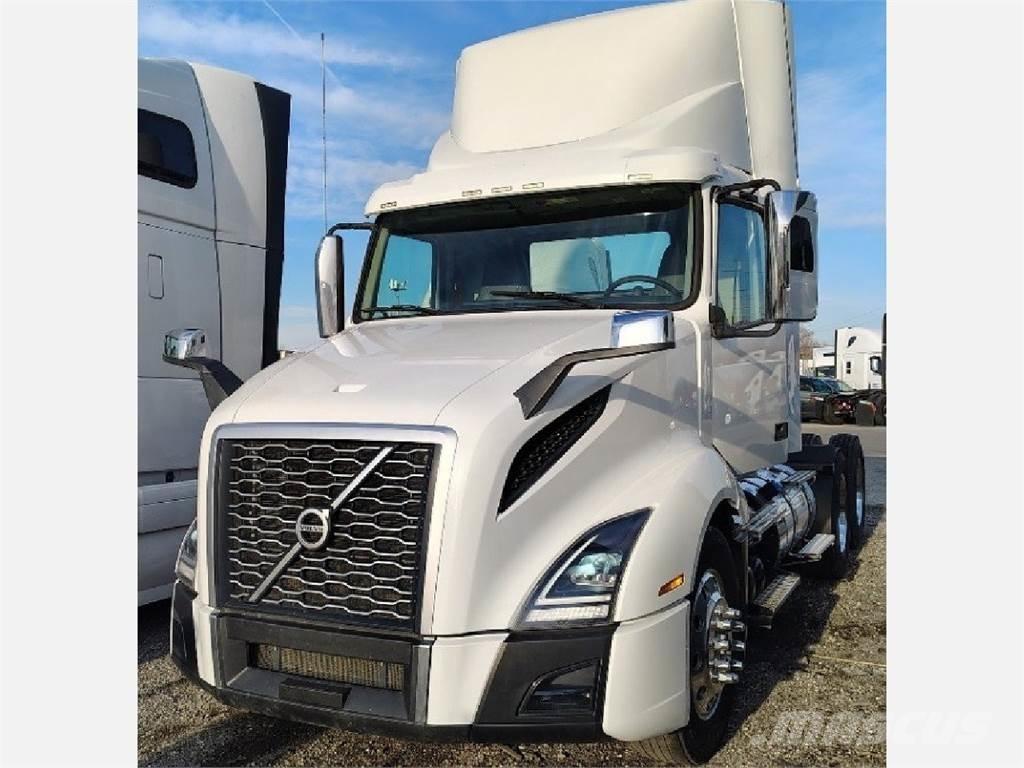 Volvo VNL300 Ciągniki siodłowe