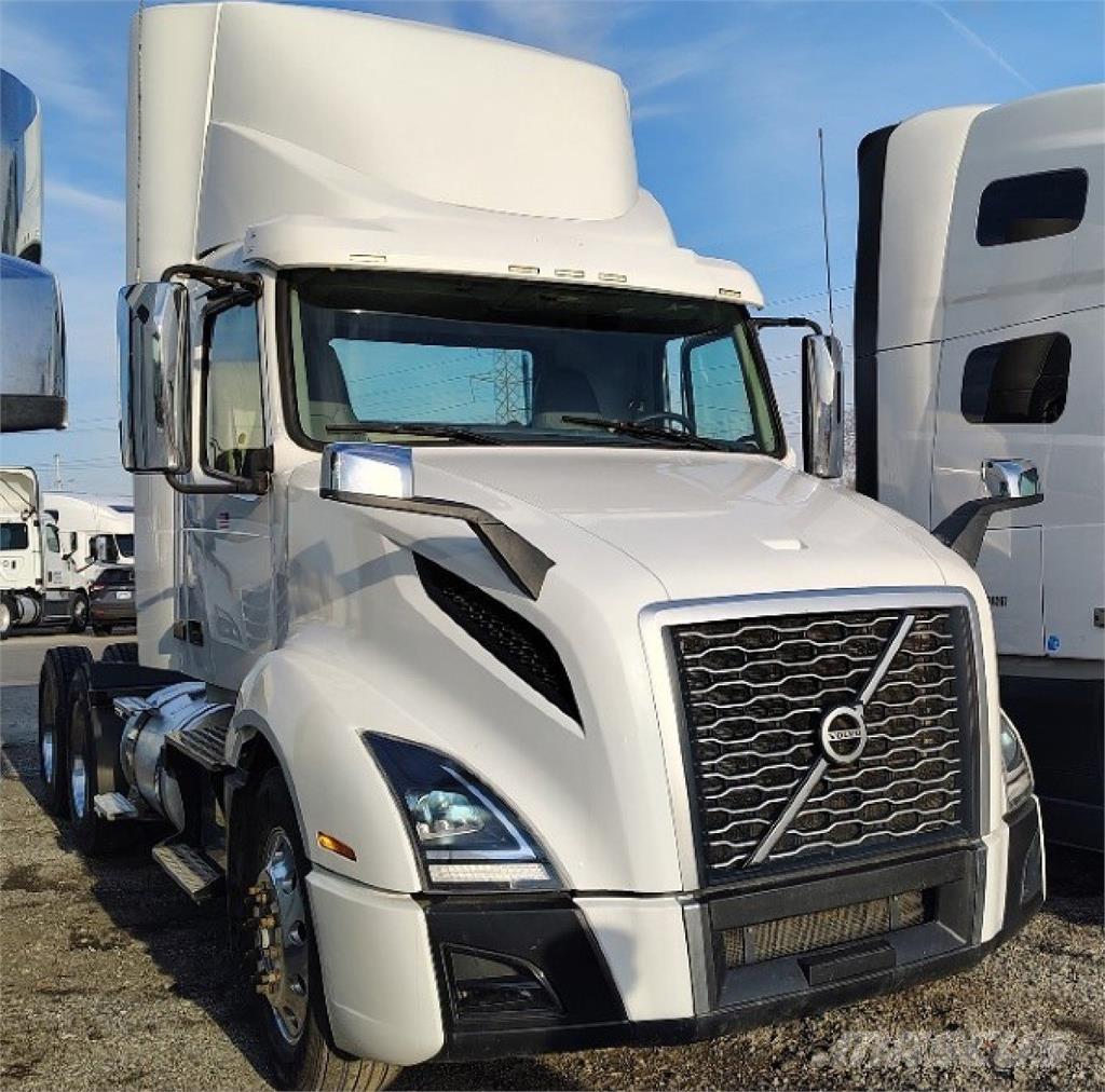 Volvo VNL300 Ciągniki siodłowe