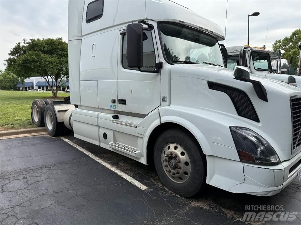 Volvo VNL64T670 Ciągniki siodłowe